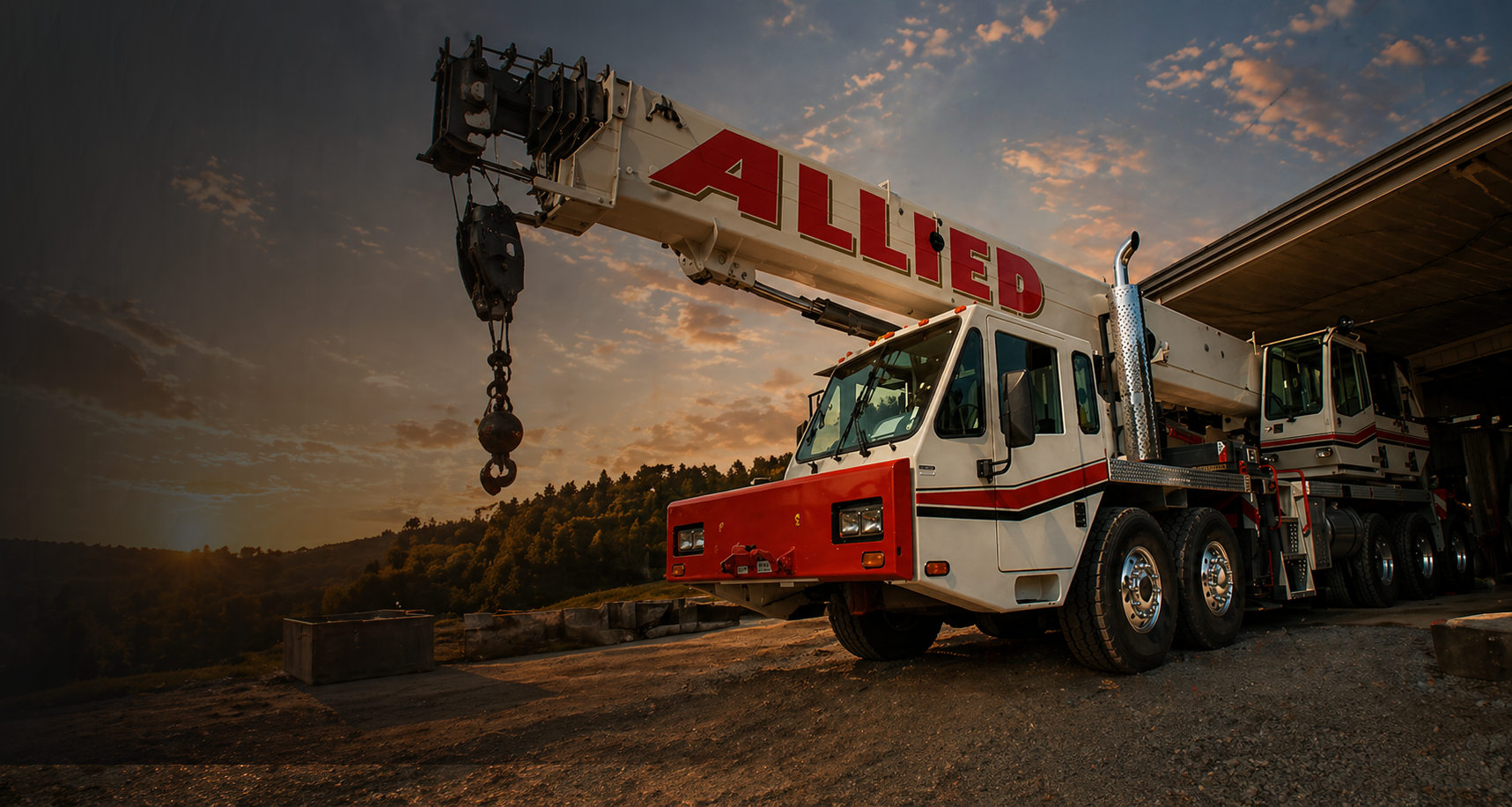 Crane truck from Allied Crane & Rigging performing heavy lifting and machinery moving services in Crossville, Tennessee
