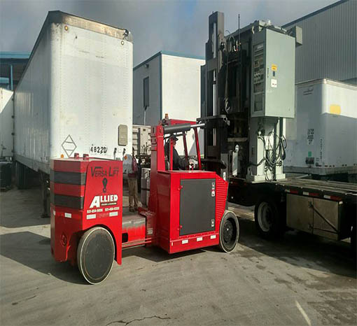 Rigging and Versa-Lift support